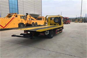 织金非事故拖车